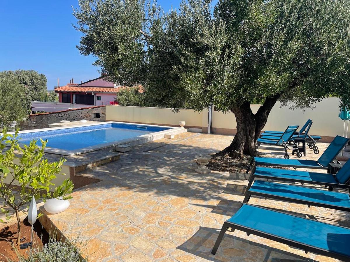 Villa Luger Eg Ražanj Dış mekan fotoğraf