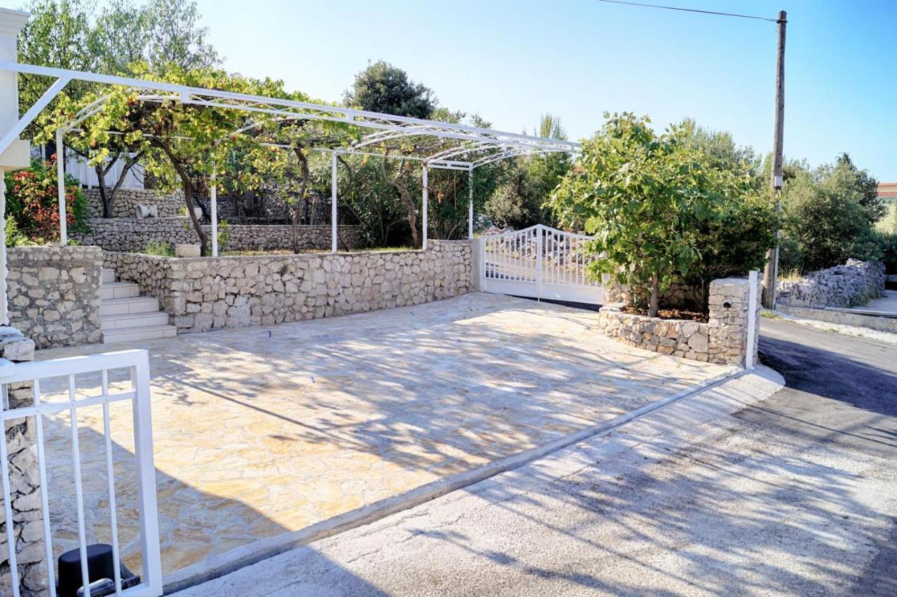 Villa Luger Eg Ražanj Dış mekan fotoğraf